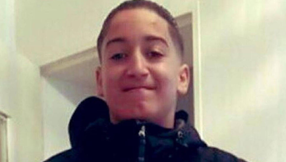 Fransa'da polisin öldürdüğü genç defnedildi