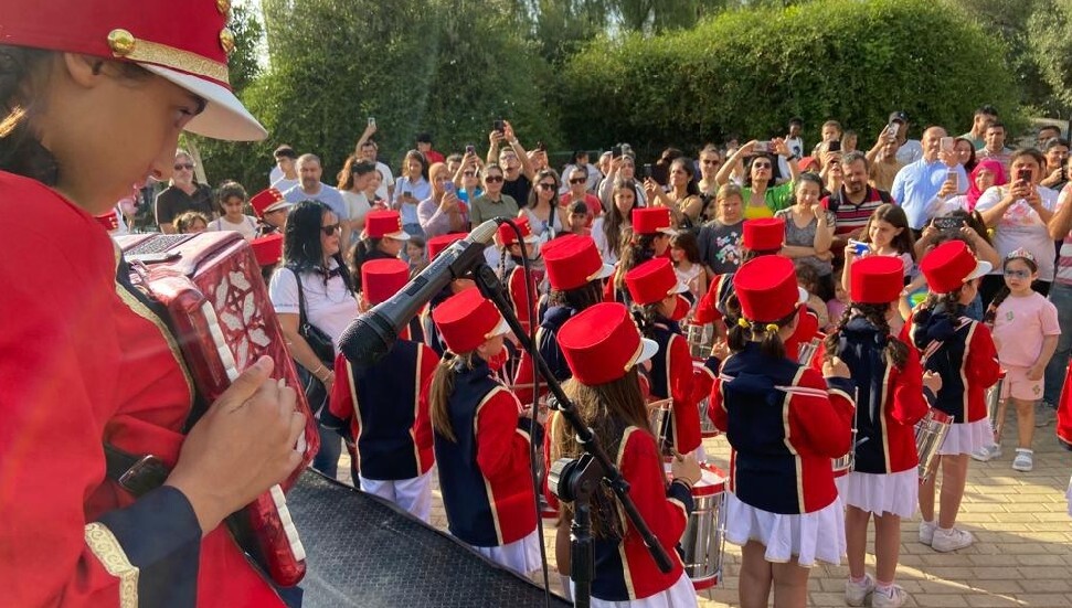 'Çocuk Şenliği' rengarenk sahnelerle son buldu