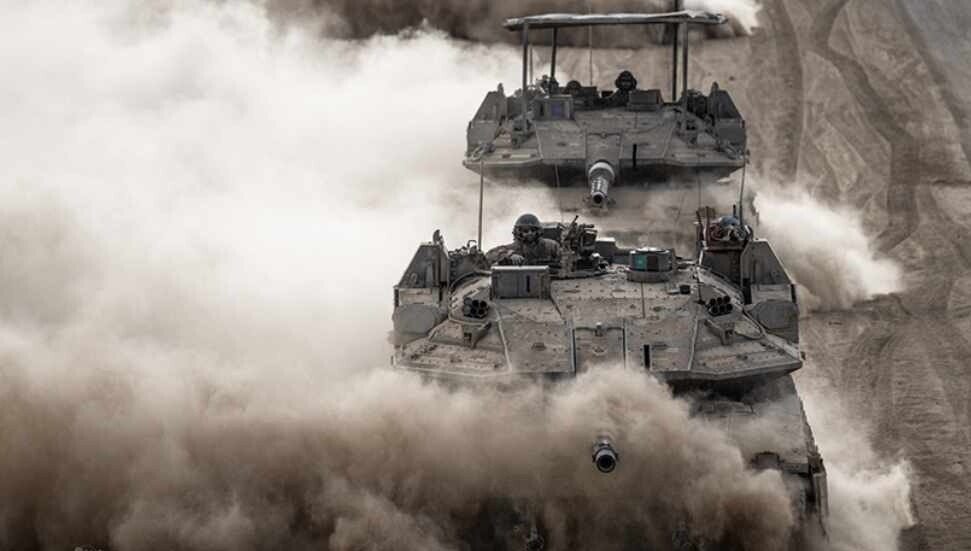 İsrail güçleri, Golan Tepeleri'ndeki tampon bölgeyi geçerek Suriye topraklarına girdi