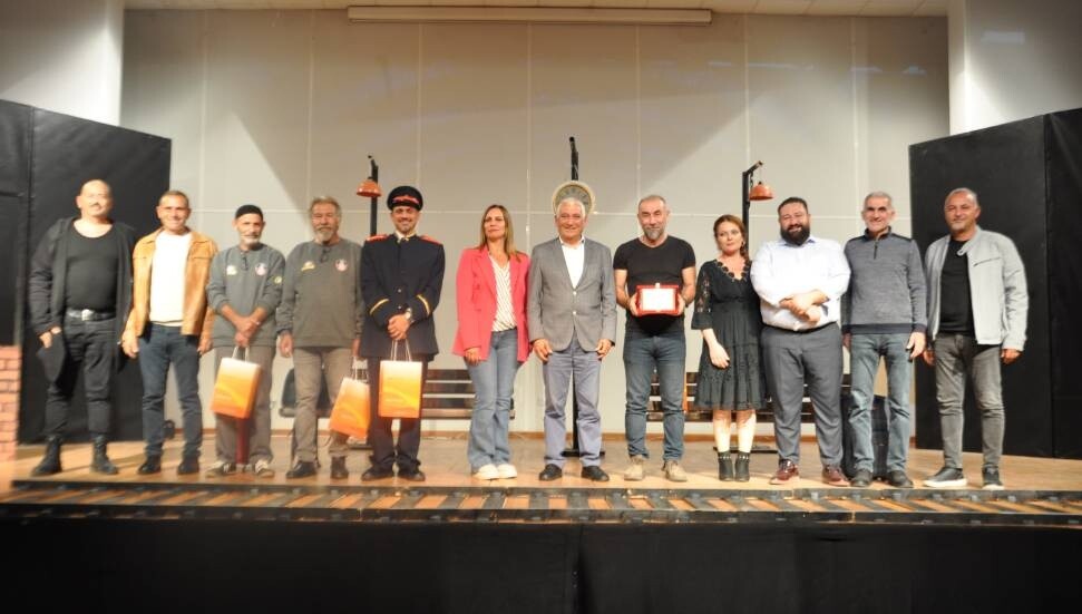 Bekir Kara 19. Tiyatro Günleri'nde "Yirmibironbeş Treni" sahnelendi