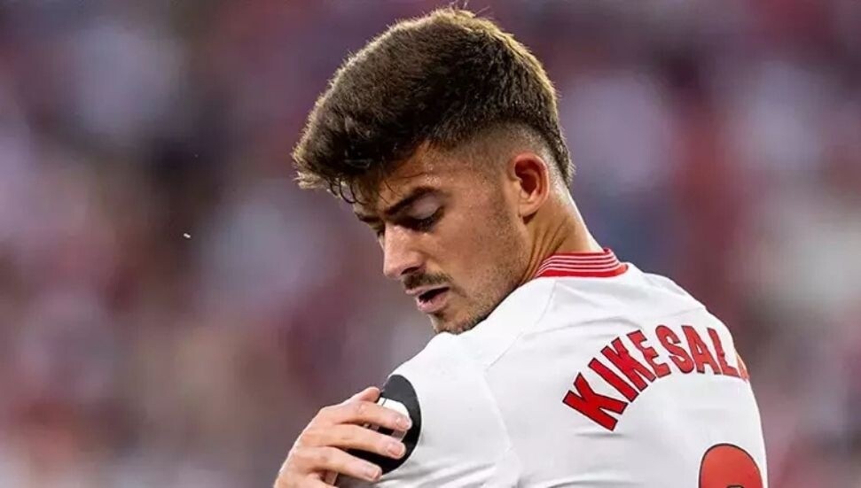 Ünlü futbolcu bahisten gözaltına alındı: Maçlarda 'kart şikesi' yaptığı iddia edildi