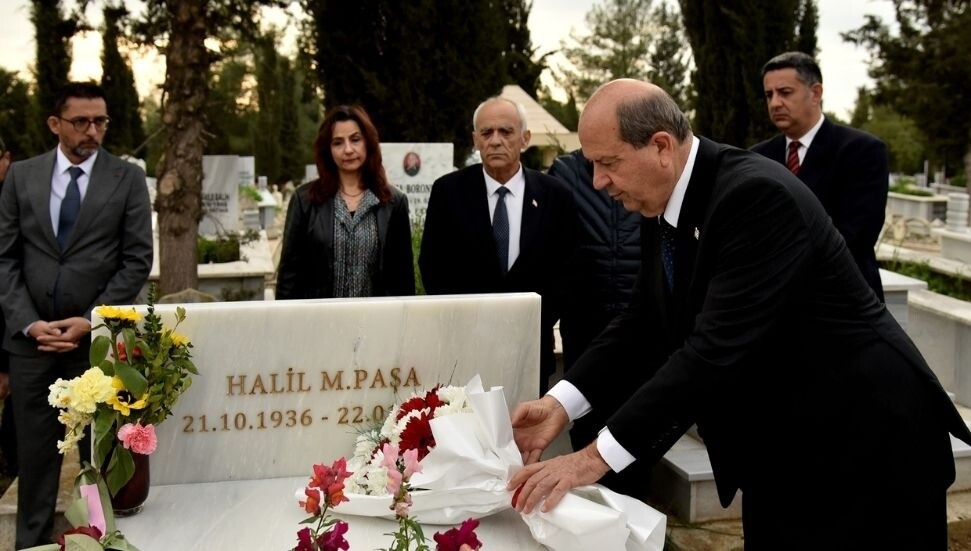 Cumhurbaşkanı Ersin Tatar, Halil Paşa’nın mezarını ziyaret etti