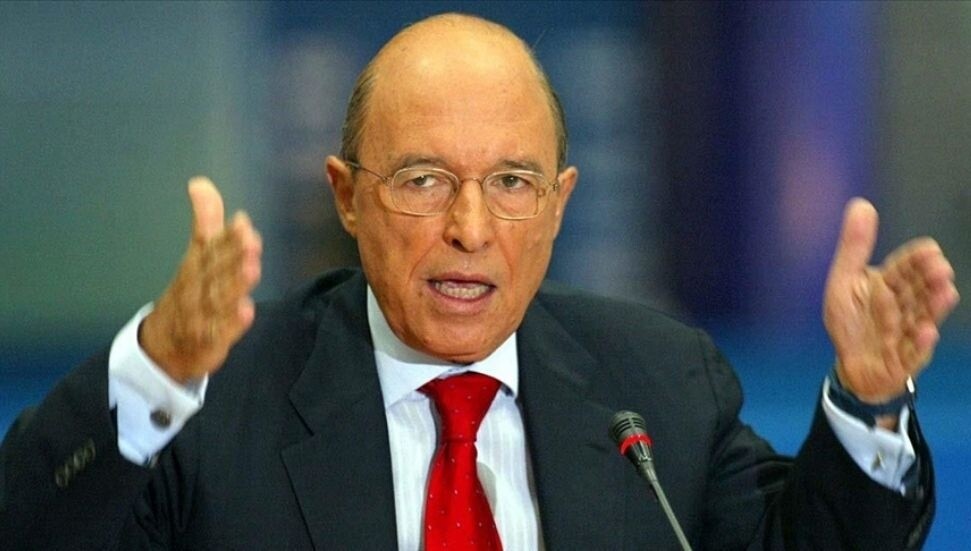 Yunanistan'ın eski Başbakanı Kostas Simitis hayatını kaybetti