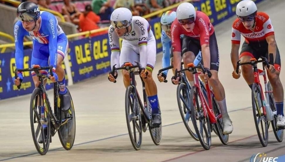 Emre Kaplan Çin yolcusu: Dünya Pist Şampiyonası’nda Türkiye’yi temsil edecek tek sporcu!