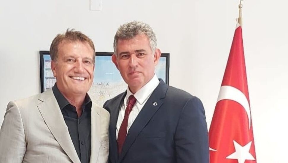 Erhan Arıklı'dan Metin Feyzioğlu'na veda: İz bıraktı...