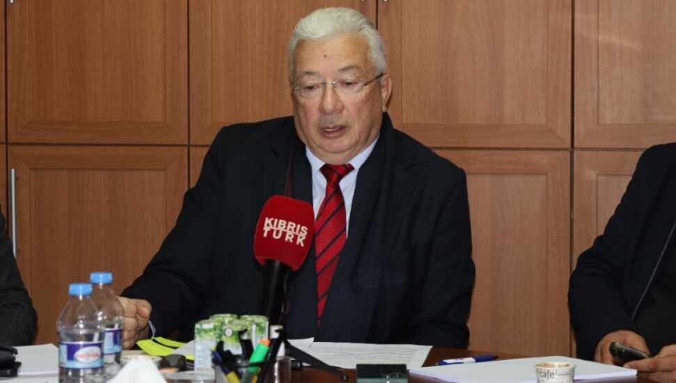 Emlakçılar Birliği Genel Kurulu’nda başkanlığa yeniden Hasan Sungur seçildi