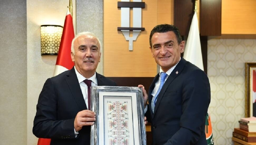 Dursun Oğuz, Tarım Kredi Kooperatifleri Genel Müdürü Aydın’la görüştü