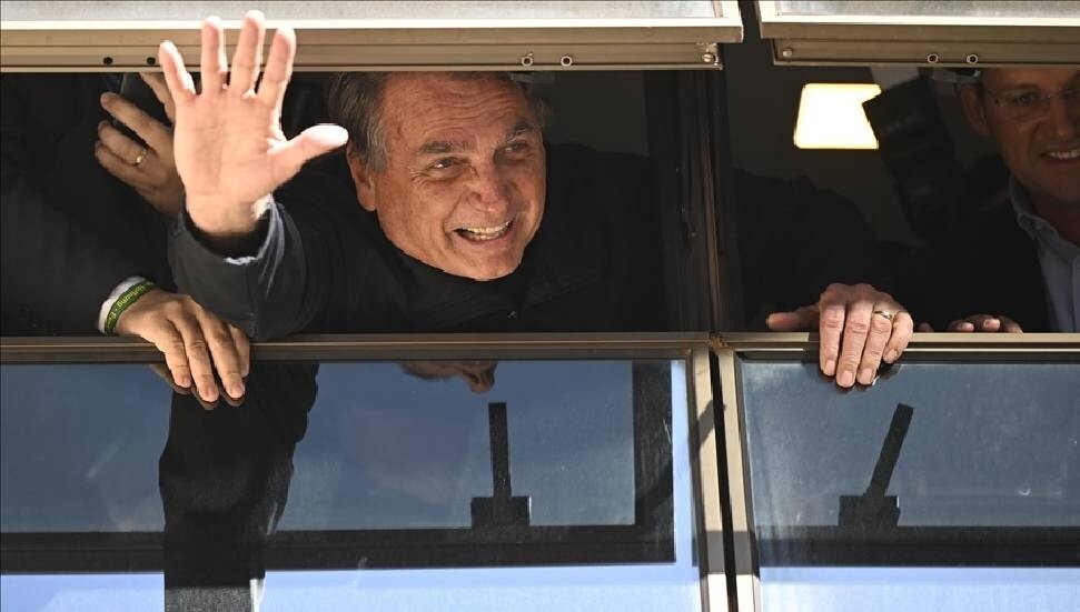 Eski Brezilya Devlet Başkanı Bolsonaro ülkesine döndü
