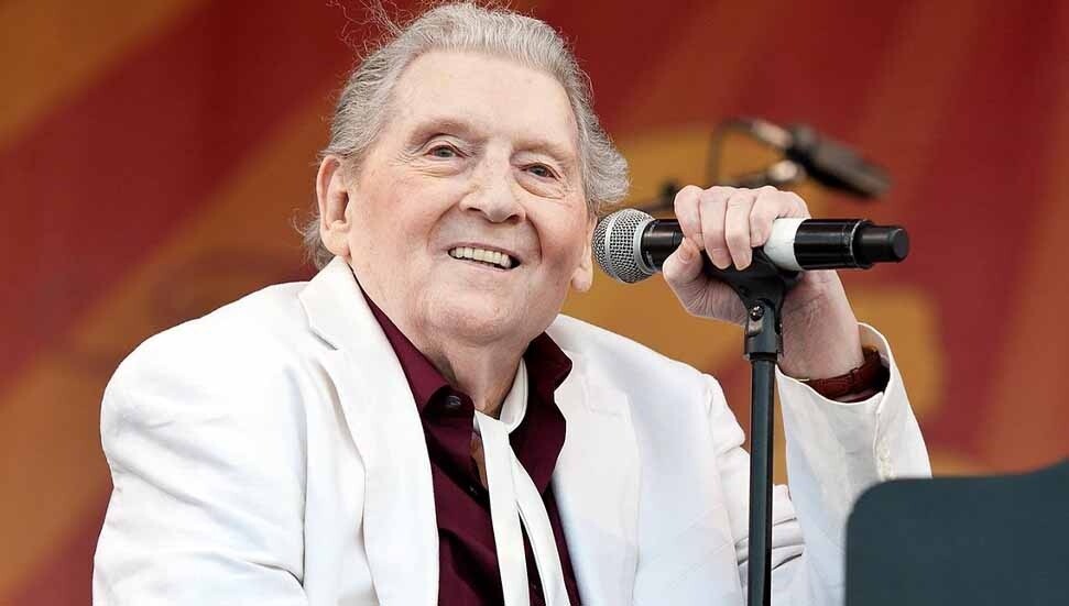 Efsane müzisyen Jerry Lee Lewis yaşamını yitirdi