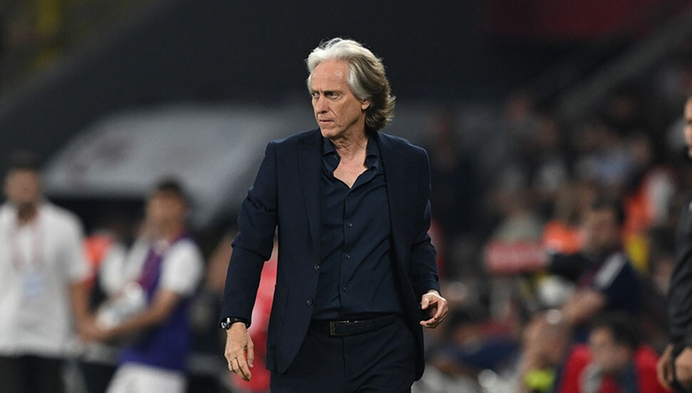 Fenerbahçe'den ayrılan teknik direktör Jesus, eski takımı Al Hilal'i çalıştıracak