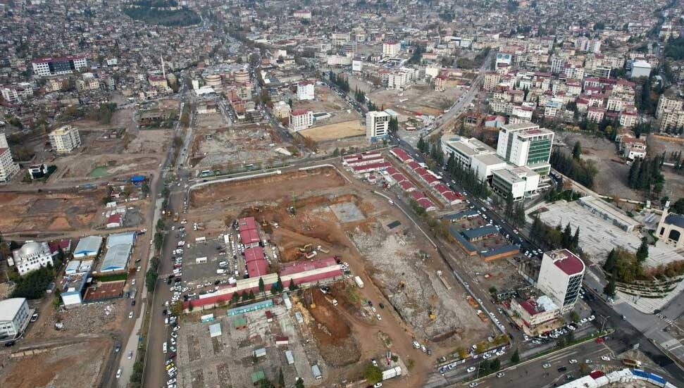 Kahramanmaraş’ta 26 bin 47 ağır hasarlı bina yıkıldı