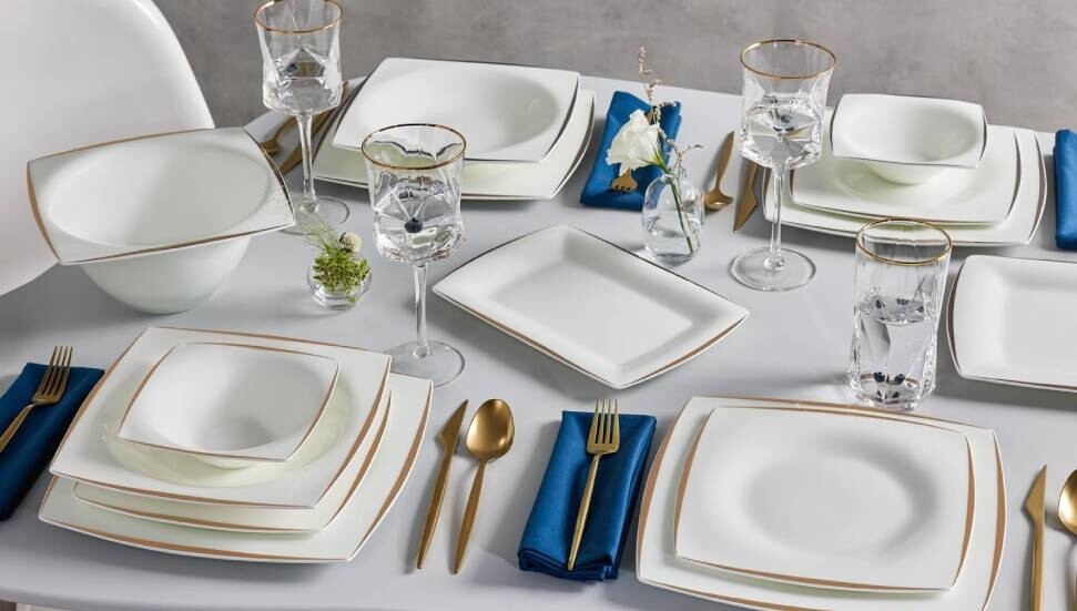 Modern sofraların vazgeçilmezi: Karaca kare yemek takımları