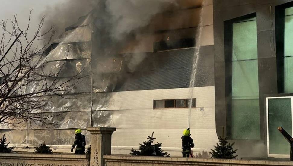 Kayseri’de fabrika yangınında hayatını kaybedenlerin sayısı 3'e yükseldi