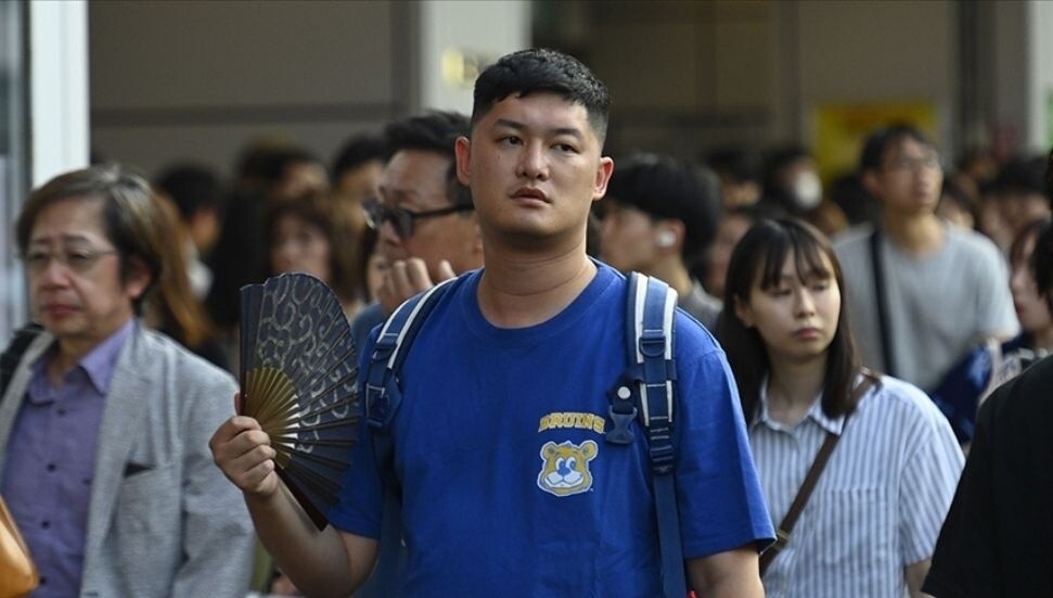 Japonya'da mayıs-eylül döneminde sıcak çarpmasından hastanelik olanların sayısı ilk kez 100 bini geçti