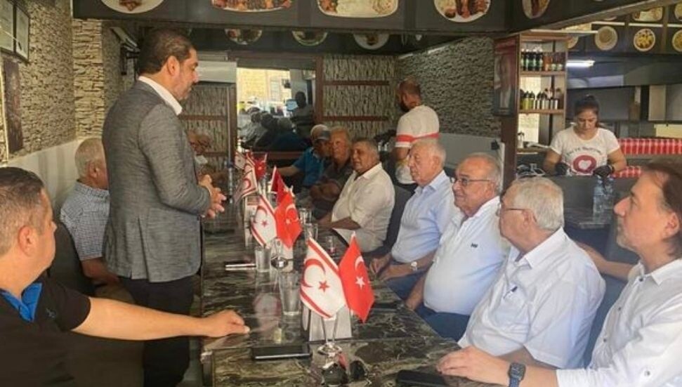 UBP'nin büyüklerinden Ünal Üstel'e destek