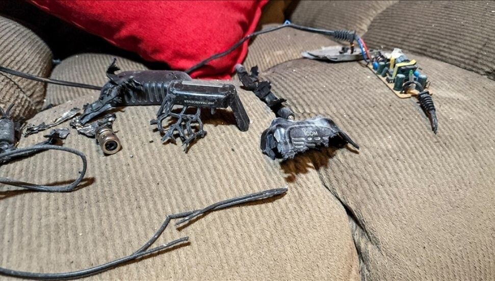 Lübnan'da patlatılan telsizlerde Japon menşeili cihaz gündeme geldi