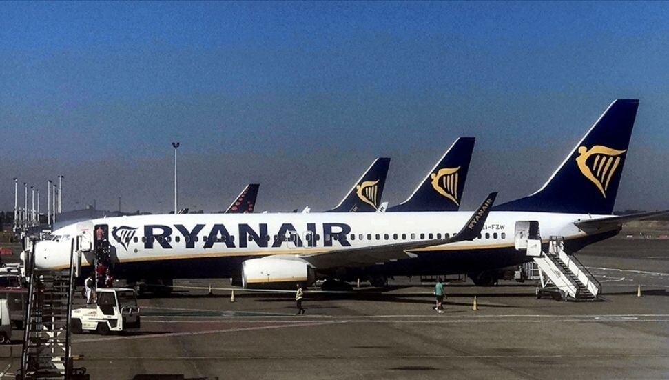 Ryanair CEO'su O'Leary'den gelecek yaz Avrupa'da uçak bileti fiyatlarının artacağı uyarısı