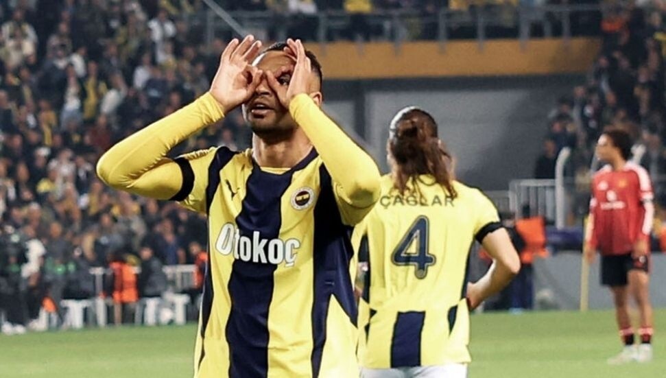 Fenerbahçe, Manchester United ile yenişemedi