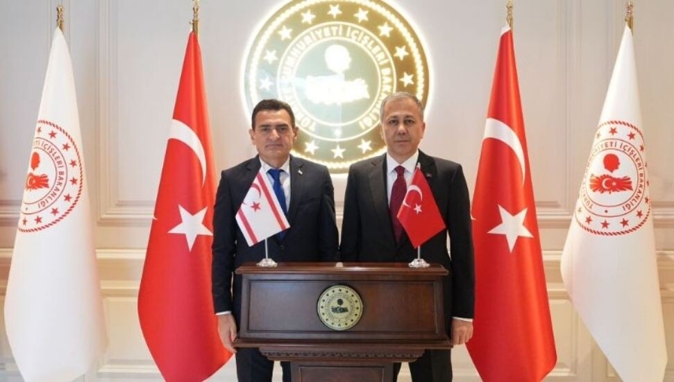 İçişleri Bakanı Dursun Oğuz, Türkiye İçişleri Bakanı Ali Yerlikaya ile görüştü