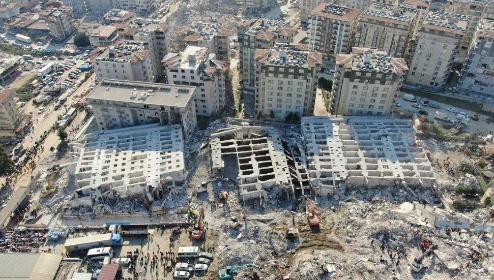 Hatay'da depremde 26 kişiye mezar olan apartmanın müteahhidi İstanbul'da yakalandı