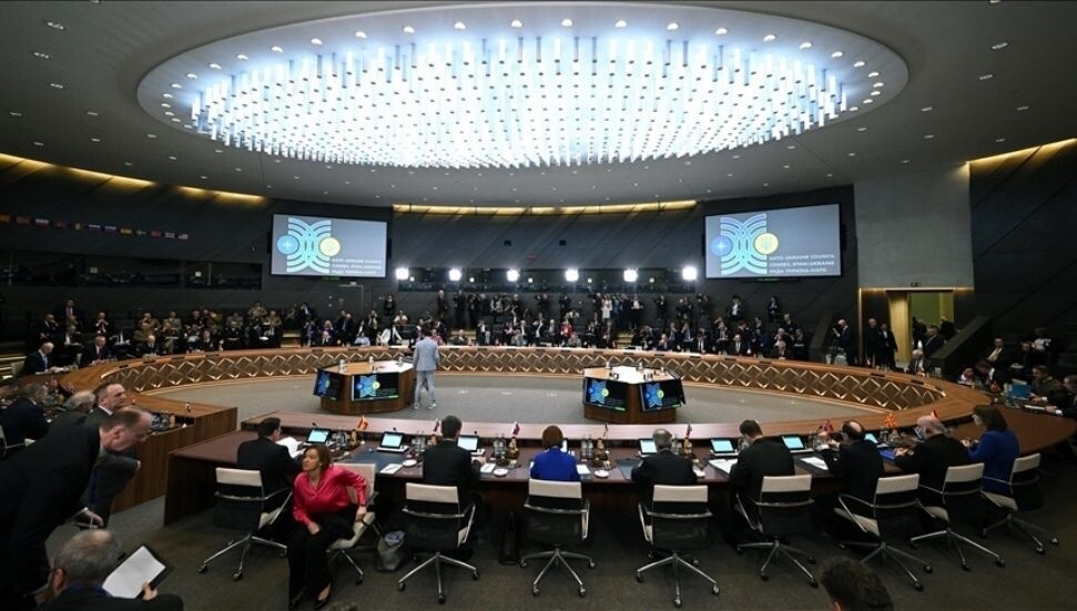 NATO Dışişleri Bakanlarının 2 gün sürecek toplantısı Brüksel'de başladı