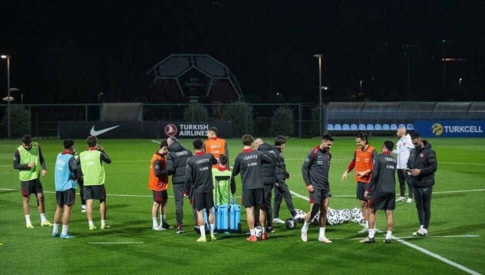 Türkiye A Milli Futbol Takımı, Galler maçının hazırlıklarına başladı