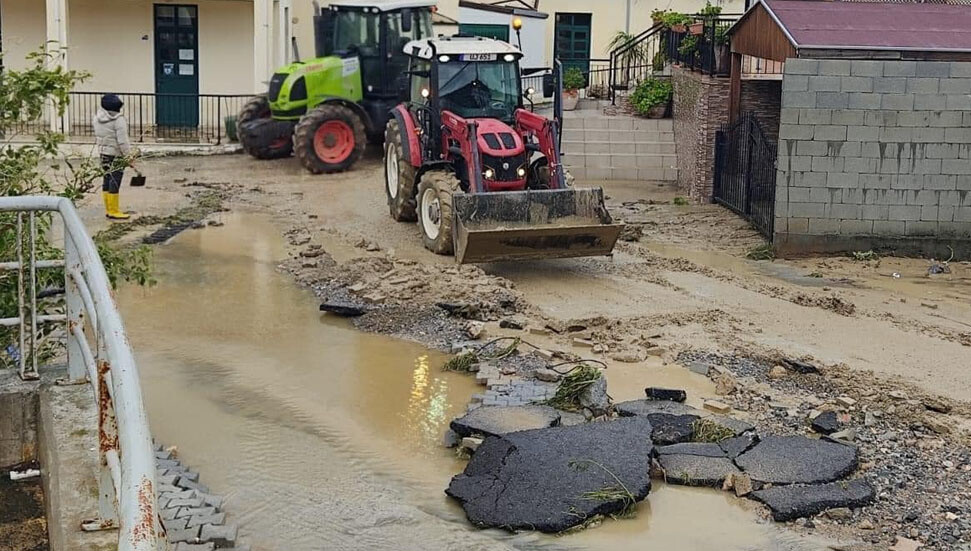 Şiddetli yağmur Koruçam Köyü'nde de etkili oldu