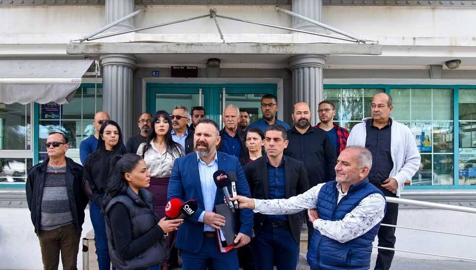 KTAMS, İhtiyat Sandığı’nda temsiliyet ve iştirakçilerin yatırımlarıyla ilgili toplanan imzaları, bakanlığa teslim etti