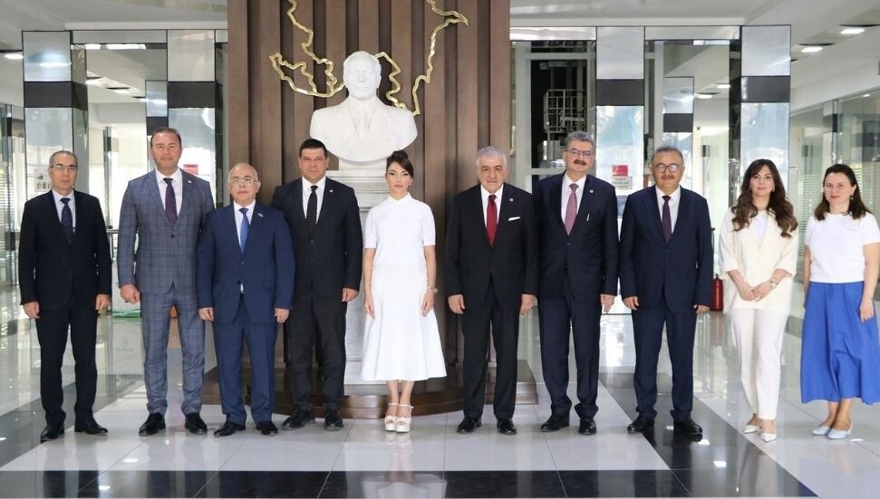 DAÜ heyetinden Azerbaycan’a ziyaret