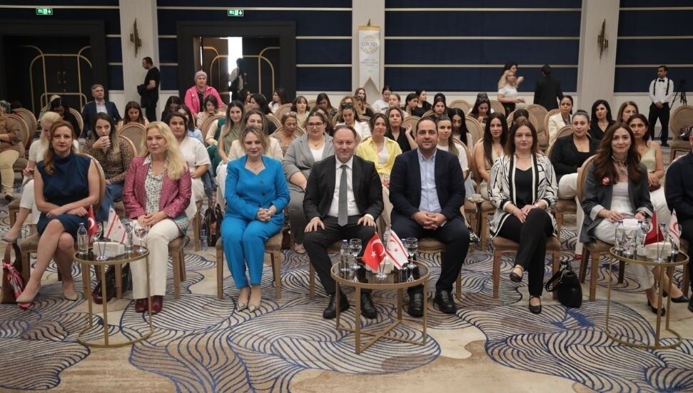 Meclis Başkanı Öztürkler, "Girişim Öncüleri İlham Buluşması" toplantısına katıldı