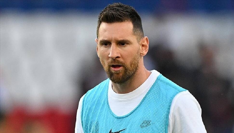 Lionel Messi, Arjantin'deki son milli maçında 2 gol attı