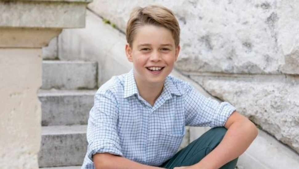 Kraliyet varisi Prens George 10 yaşına bastı
