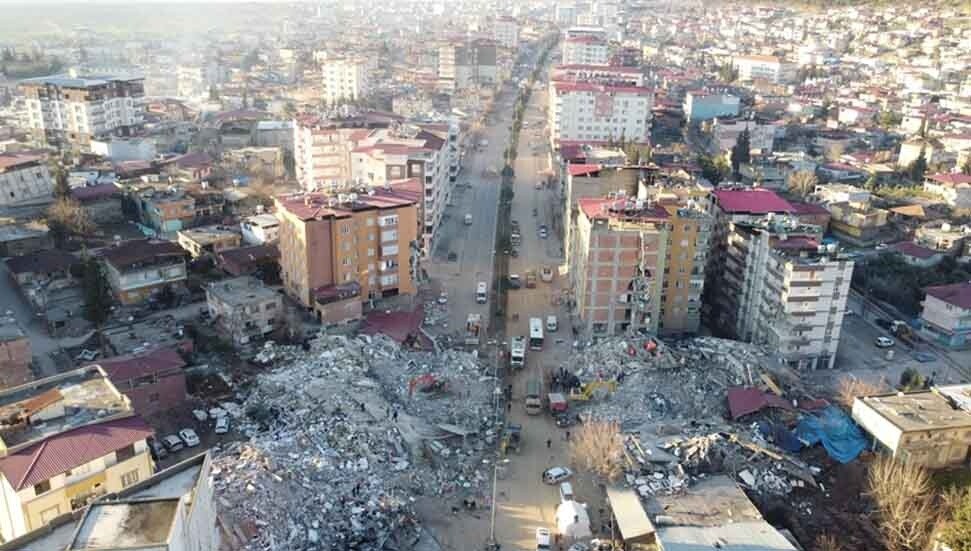 Kahramanmaraş'ta bir kadın enkazdan 78 saat sonra kurtarıldı