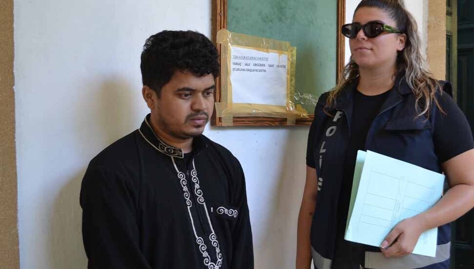 Oyun oynayan çocukları rahatsız ettiği gerekçesiyle tutuklanan MD. Sajip Miah, cezaevine gönderildi!