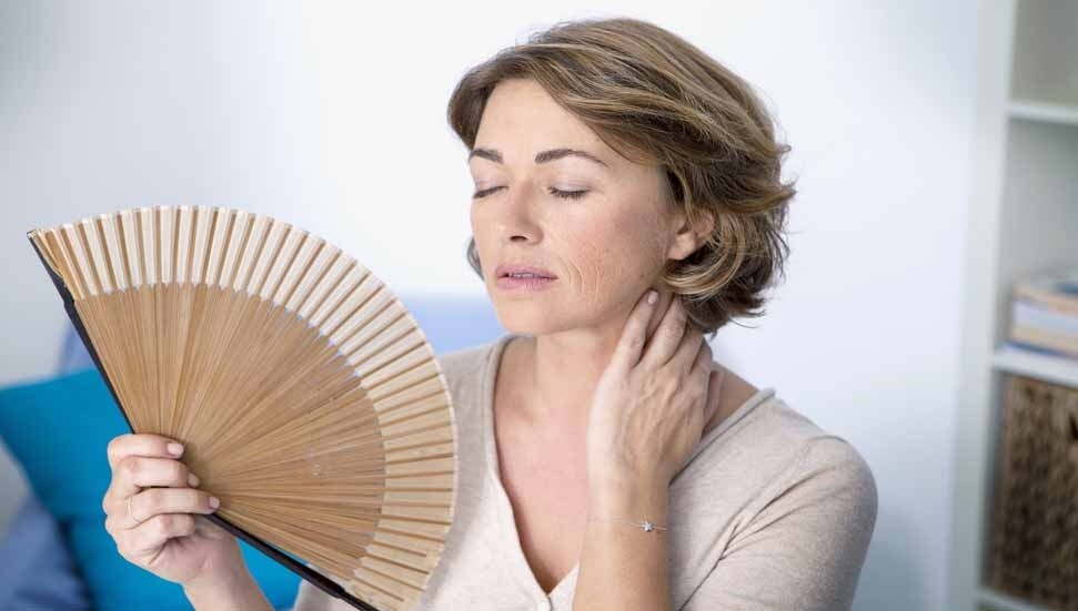 Sıcak basmaları menopoz işareti olabilir