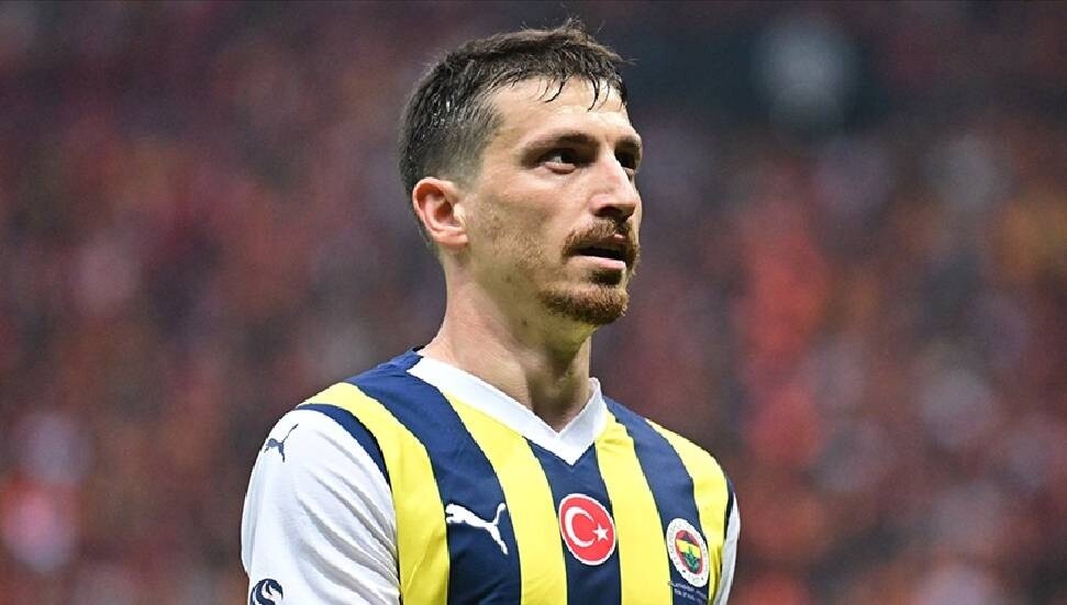 PFDK'den Fenerbahçeli futbolcu Mert Hakan Yandaş'a 3 maç men cezası