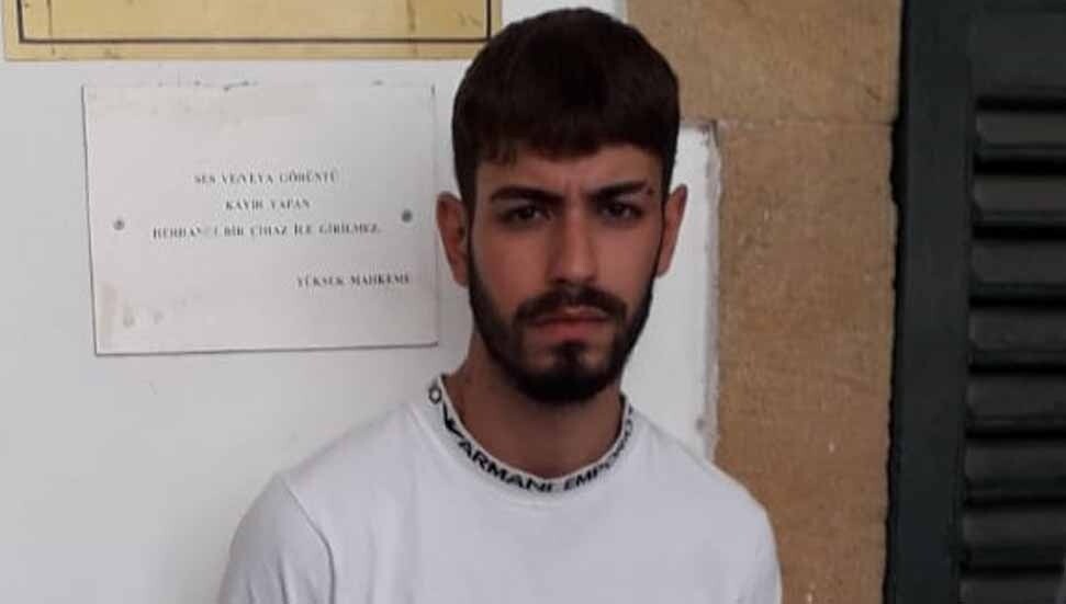 Lefkoşa’da bıçakla bir kadını tehdit eden Mert Yılmaz Denizhan, tutuksuz yargılanacak!