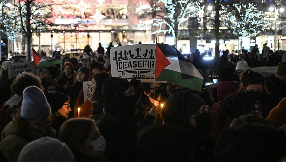ABD'de yüzlerce kişi Hanuka Bayramı'nda "Gazze'de ateşkes talebiyle" gösteri düzenledi