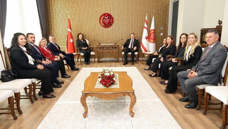 Ziya Öztürkler, Türkiye’den bazı siyasi partilerin temsilcilerini kabul etti