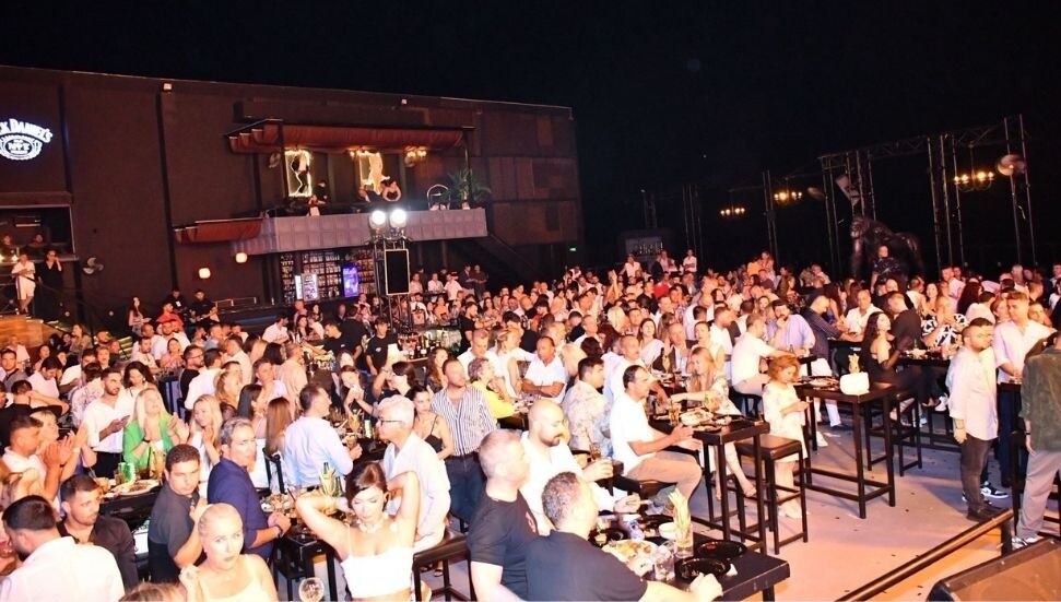 Capiton’dan dillere destan “Yaza Merhaba”