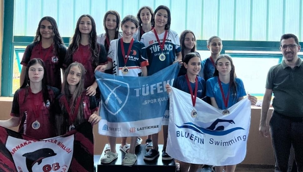 11+ Yaş Uzun Kulvar Yüzme Şampiyonası tamamlandı: 19 kulüp, 210 Sporcu, 10 rekor, 462 Madalya