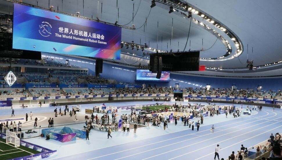 Dünyanın ilk geniş çaplı robot müsabakası başladı!