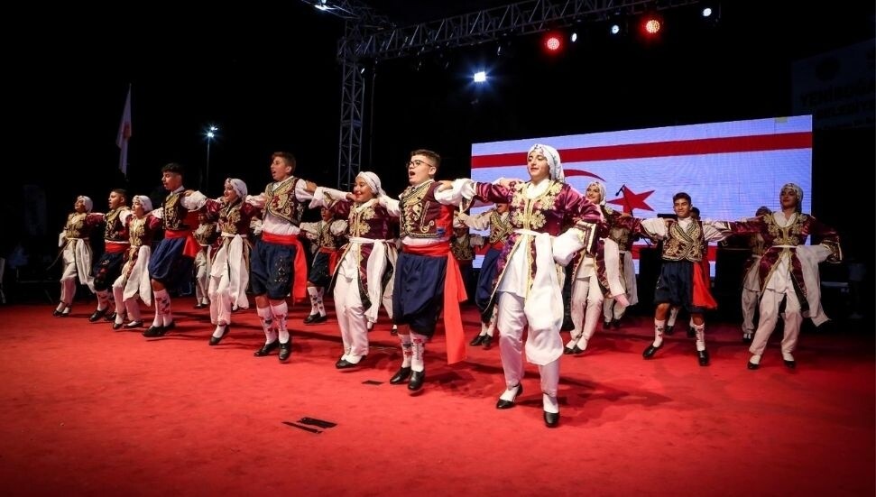 Yeniboğaziçi Pulya Festivali ve 5. Uluslararası Halk Dansları Festivali coşkusu sürüyor