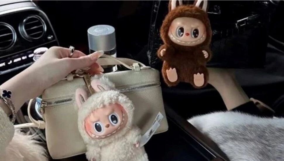Labubu çılgınlığı rekor kâr getirdi: Mini versiyonu da çıkıyor