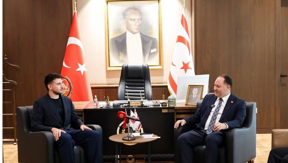 Öztürkler: Kırım’ın statüsü tartışılabiliyorsa, Kuzey Kıbrıs'ın tanınma hakkı da konuşulmalı