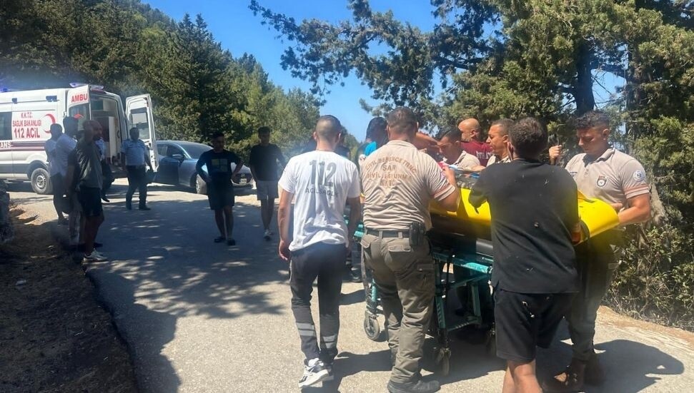 St. Hilarion'da araç uçuruma düştü! Kurtarılan sürücü tedavi altına alındı