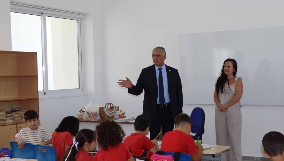 Milli Eğitim Bakanı Nazım Çavuşoğlu, Şehit Yalçın İlkokulu’nu ziyaret etti