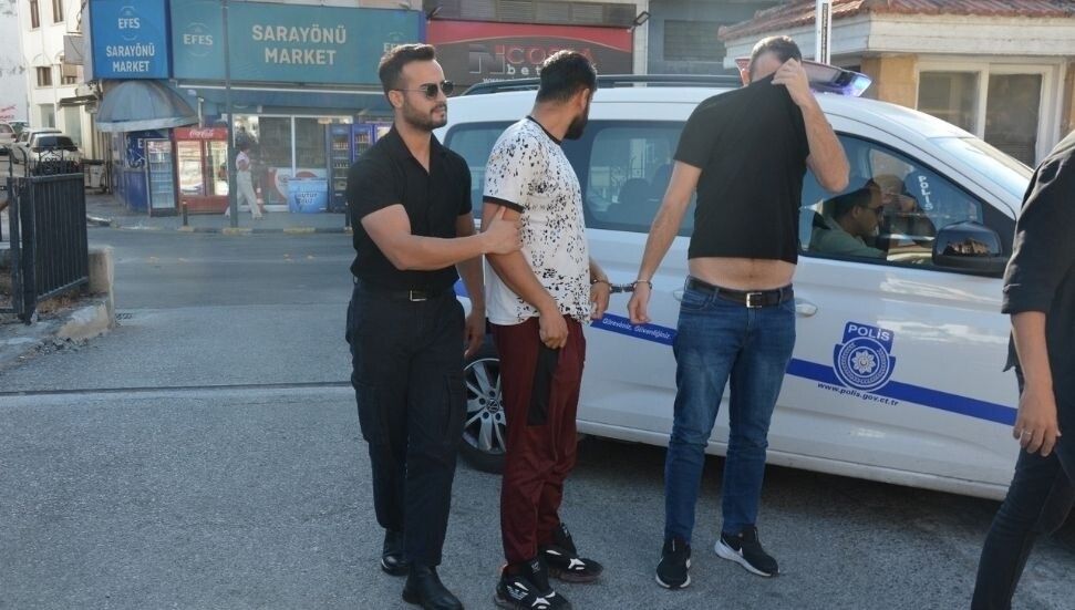 Zorla insan kaçırdılar: Zanlılardan birinin kaçak olduğu tespit edildi, cezaevine gönderildi!