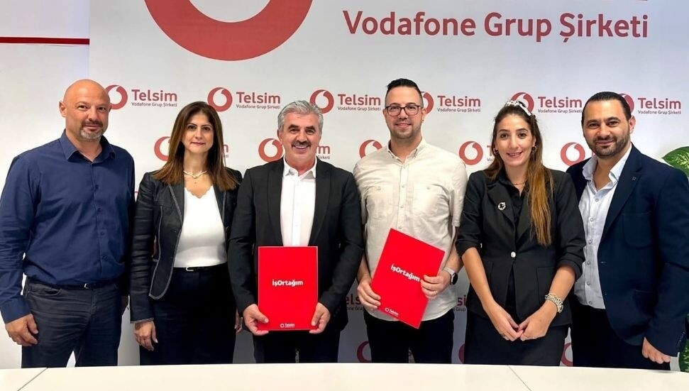 Telsim ve Bilgisayar Mühendisleri Odası, Güvenli İnternet Eğitimleri iş birliğini yeniledi