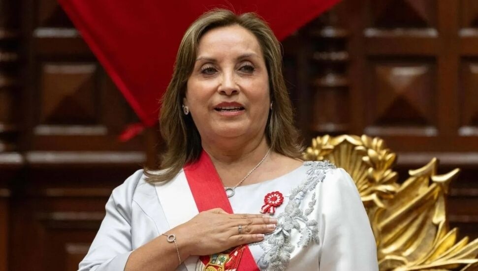 Peru Kongresi Devlet Başkanı Dina Boluarte’yi görevden aldı
